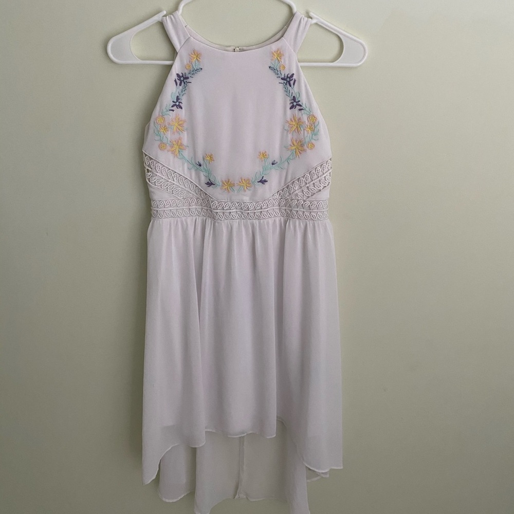 IZbyer white high low dress w/ cut away neckline - Picture 3 of 5